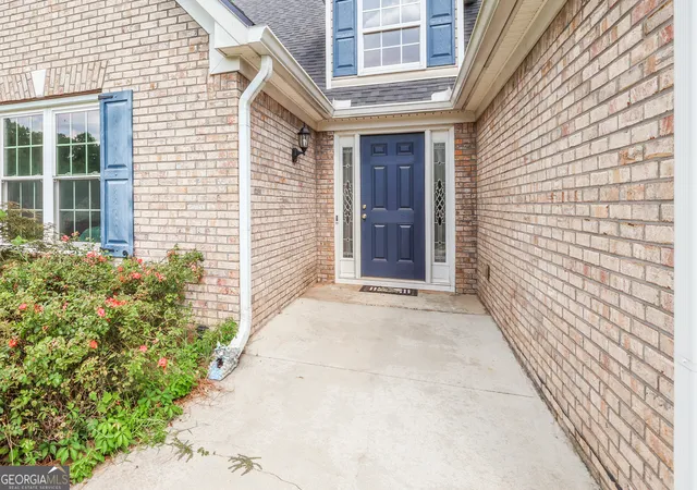 Photo 3 of Single family home for sale at 1319 Idlewood Ct, Mcdonough, GA 30252 | MLS# 10808205 | Listing updated on 2026-09-18