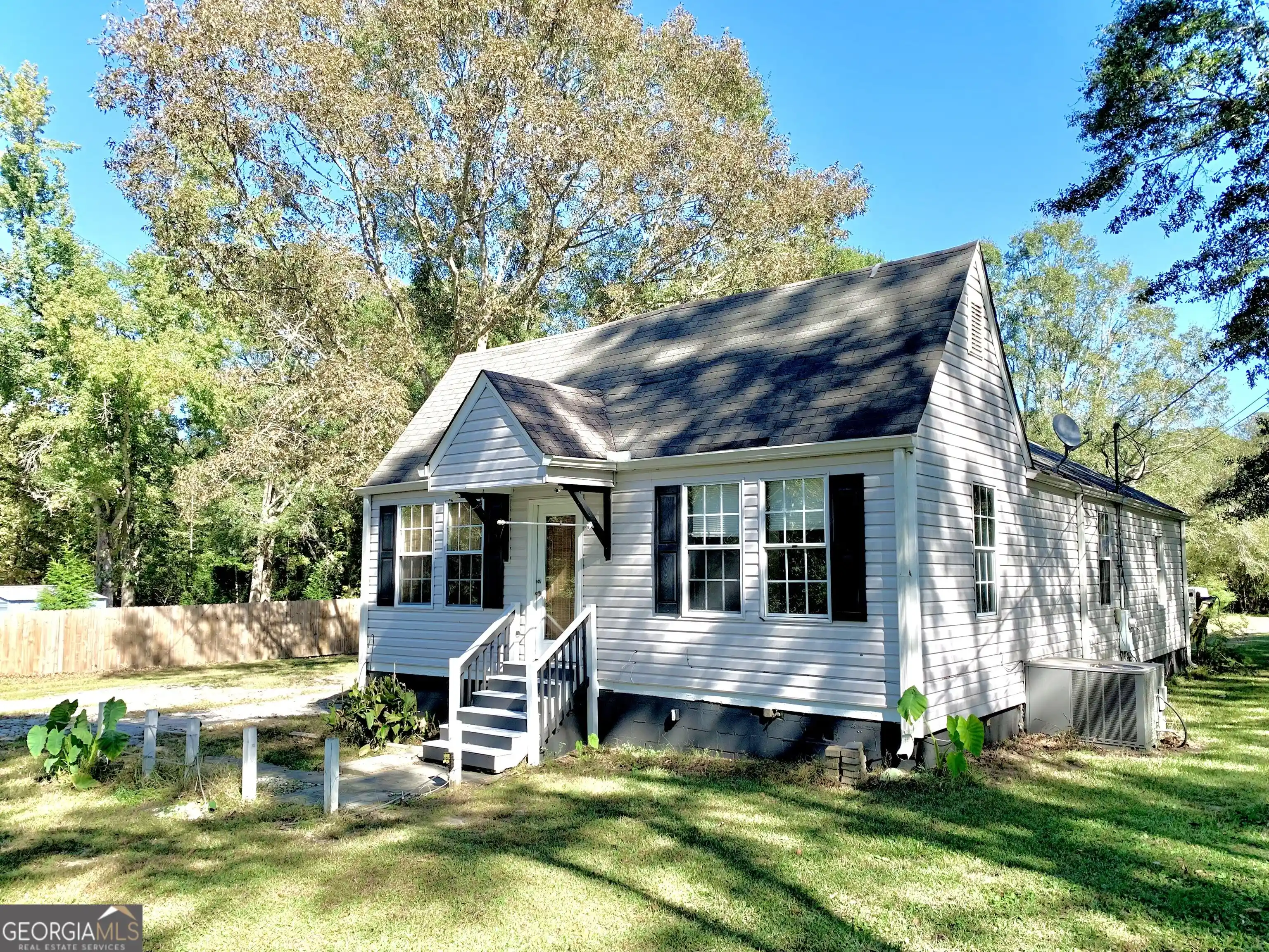 Single family home for sale at 6520 Rico Rd, Palmetto, GA 30268 | MLS# 10882073