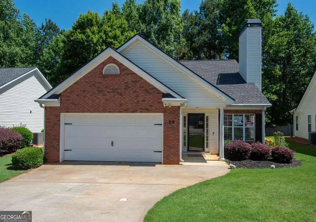 Photo 1 of Single family home for sale at 29 Riva Ridge Ln, Newnan, GA 30263 | MLS# 10779552 | Listing updated on 2026-09-22