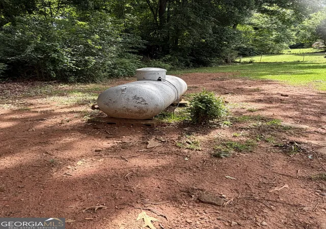 Photo 3 of Sale Pending at 217 Glenn St, Jackson, GA 30233 | MLS# 10812960 | Listing updated on 2026-09-30