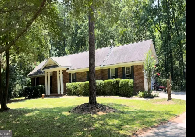 Photo 1 of Single family home for sale at 201 Loraine Woods Dr, Macon, GA 31210 | MLS# 10800484 | Listing updated on 2026-07-21