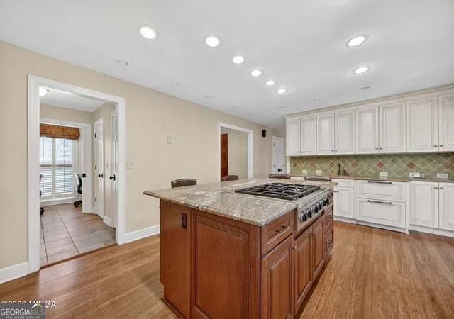 Photo 3 of Single family home for sale at 4716 Moor Park, Macon, GA 31210 | MLS# 10686563 | Listing updated on 2026-02-24
