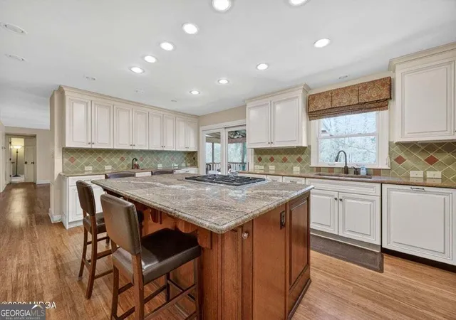 Photo 3 of Single family home for sale at 4716 Moor Park, Macon, GA 31210 | MLS# 10686563 | Listing updated on 2026-02-24