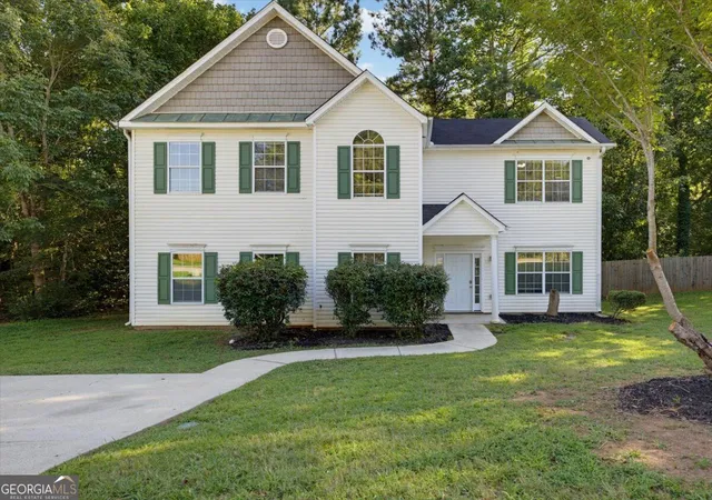 Photo 1 of Single family home for sale at 4060 Robin Cir, Atlanta, GA 30349 | MLS# 10832160 | Listing updated on 2026-09-07