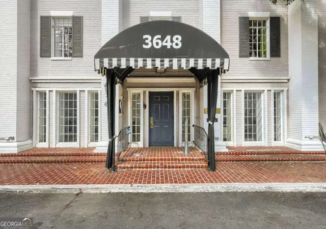 Photo 1 of Condo for sale at 3648 Peachtree Rd Ne #3M, Atlanta, GA 30319 | MLS# 10879286 | Listing updated on 2026-10-27
