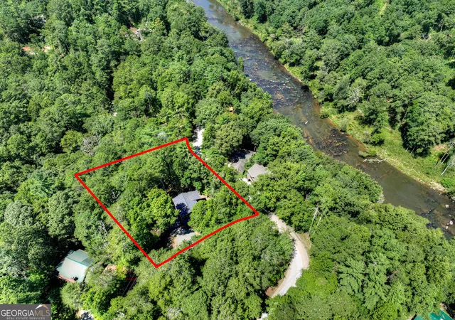 Photo 3 of Single family home for sale at 22 Kings Ct, Ellijay, GA 30540 | MLS# 10835249 | Listing updated on 2026-09-11