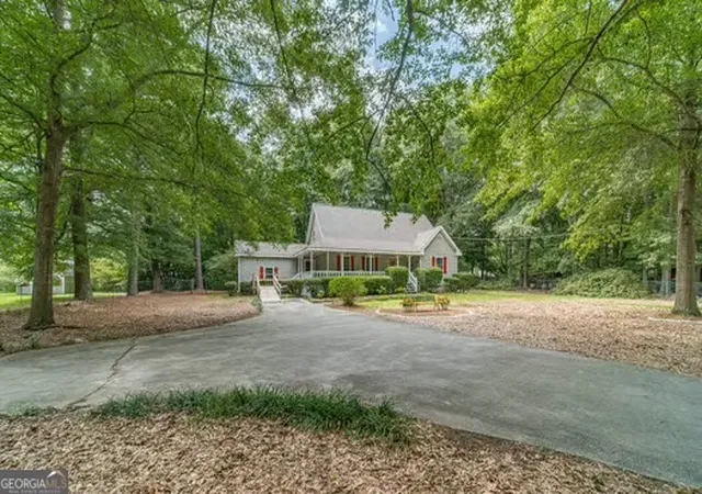 3rd image of 1804 Deer Ct, Monroe, GA 30656 | MLS# 10810605