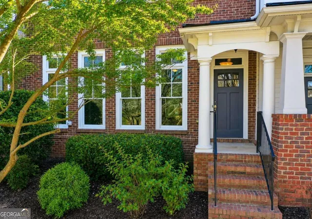 2nd image of 12541 Danesfeld Dr, Alpharetta, GA 30004 | MLS# 10814727