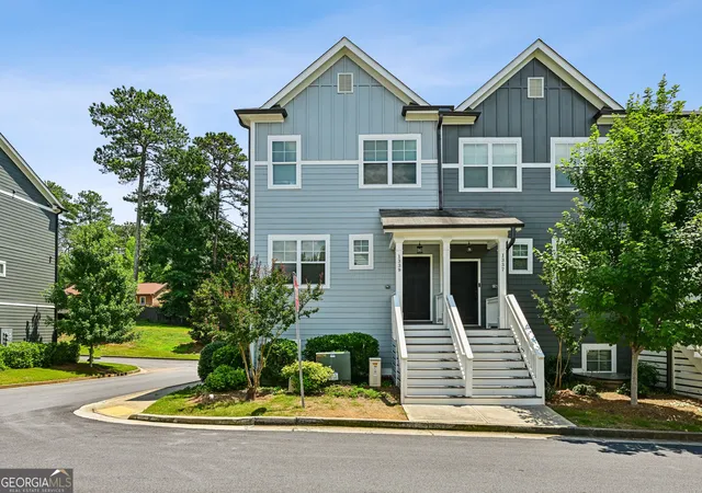 Photo 2 of Townhouse for sale at 1339 Callahan Cvs Se, Atlanta, GA 30316 | MLS# 10824936 | Listing updated on 2026-10-17