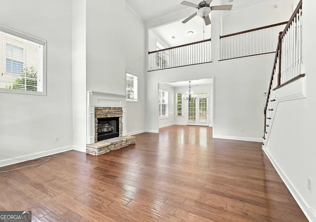 Photo 4 of Single family home for sale at 10 Fenway Ct, Newnan, GA 30265 | MLS# 10821186 | Listing updated on 2026-10-23