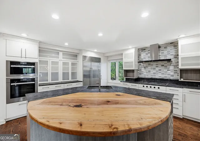 2nd image of 3046 Vinings Ferry Dr Se, Atlanta, GA 30339 | MLS# 10708329