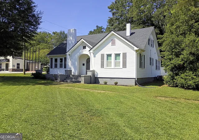 1st image of 402 Gordon St, Bremen, GA 30110 | MLS# 10828790