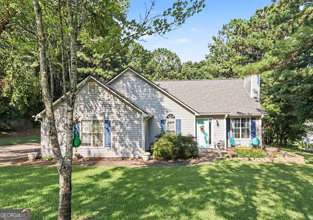 1st image of 30 Saddlebrook Wy, Senoia, GA 30276 | MLS# 10814108