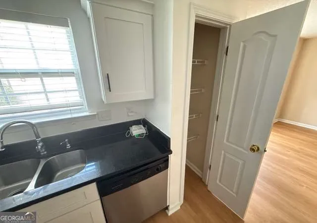 Photo 3 of Townhouse for sale at 252 Darbys Xing Ct, Hiram, GA 30141 | MLS# 10812722 | Listing updated on 2026-08-08