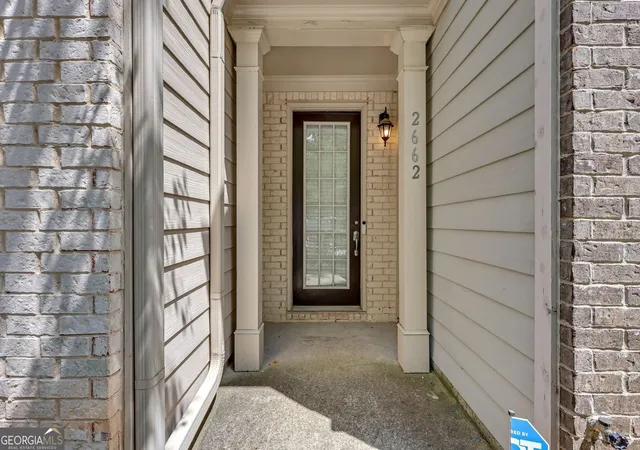 2nd image of 2662 Stonekey Bnd, Lithonia, GA 30058 | MLS# 10826179