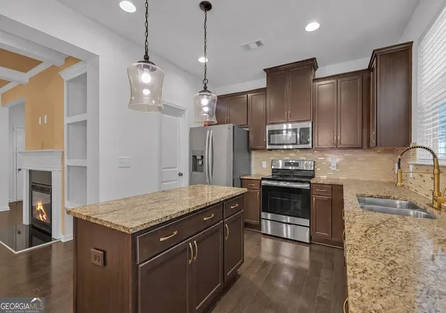 5th image of 2662 Stonekey Bnd, Lithonia, GA 30058 | MLS# 10826179