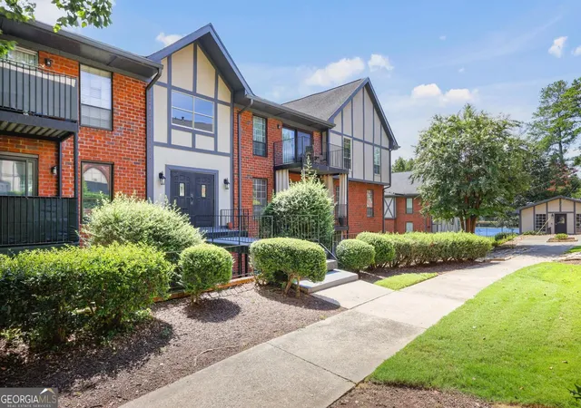Photo 1 of Condo for sale at 6851 Roswell Rd #F5, Sandy Springs, GA 30328 | MLS# 10835184 | Listing updated on 2026-09-14