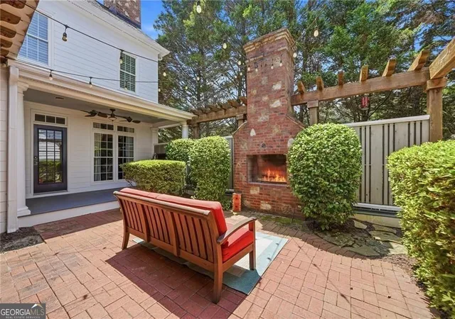 Photo 3 of Single family home for sale at 3901 Hazelhurst Dr, Marietta, GA 30066 | MLS# 10831942 | Listing updated on 2026-09-11