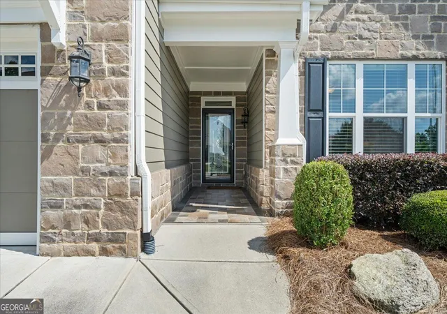Photo 3 of Sale Pending at 3457 Locust Cove Rd Sw, Gainesville, GA 30504 | MLS# 10825166 | Listing updated on 2026-09-04