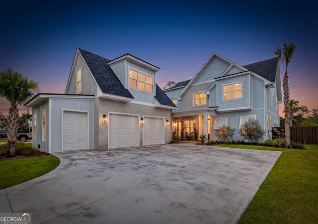 Photo 3 of Single family home for sale at 28 Orchard Rd, St. Simons, GA 31522 | MLS# 10779410 | Listing updated on 2026-09-06