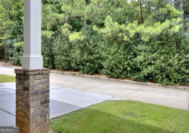 Photo 4 of Single family home for sale at 4440 Bellview Walk, Duluth, GA 30097 | MLS# 10812967 | Listing updated on 2026-09-07