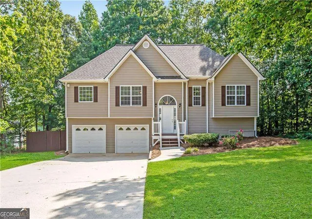 1st image of 81 Glen Ridge Dr, Villa Rica, GA 30180 | MLS# 10828448