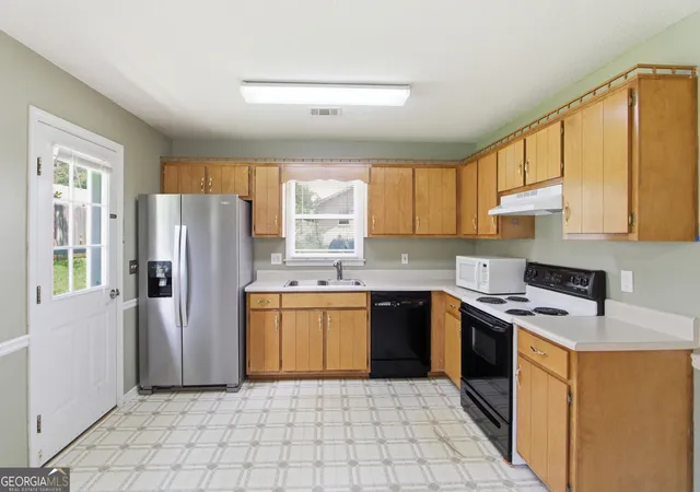 2nd image of 52 Echota Rd Ne, Cartersville, GA 30121 | MLS# 10819671