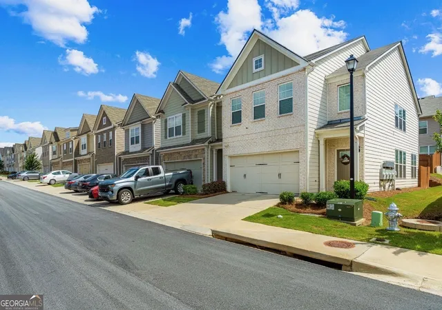 2nd image of 7651 Squire Ct, Fairburn, GA 30213 | MLS# 10795593