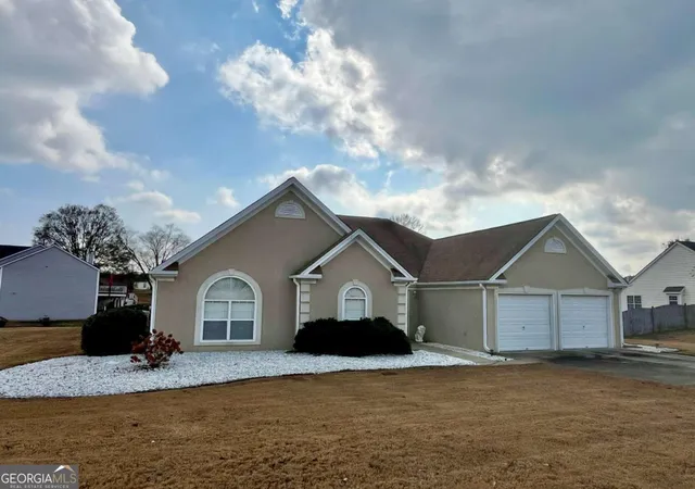 2nd image of 19 Meadow Crest Ct, Powder Springs, GA 30127 | MLS# 10769835