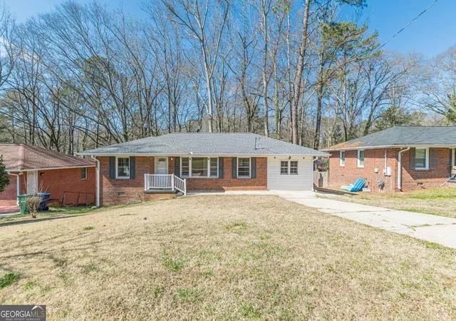 Photo 2 of Single family home for sale at 2773 Fairlane Dr Se, Atlanta, GA 30354 | MLS# 10825797 | Listing updated on 2026-10-19
