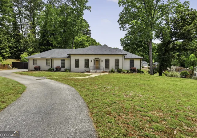 Photo 1 of Single family home for sale at 3450 Old Fairburn Rd, Atlanta, GA 30331 | MLS# 10756020 | Listing updated on 2026-08-17