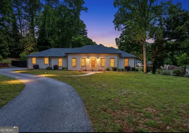Photo 4 of Single family home for sale at 3450 Old Fairburn Rd, Atlanta, GA 30331 | MLS# 10756020 | Listing updated on 2026-08-17