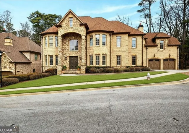 Photo 1 of Single family home for sale at 2015 Shaudi Ln, Atlanta, GA 30345 | MLS# 10820922 | Listing updated on 2026-08-20