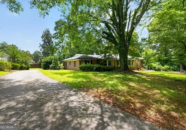 2nd image of 43 Mountain View Dr, Toccoa, GA 30577 | MLS# 10825578