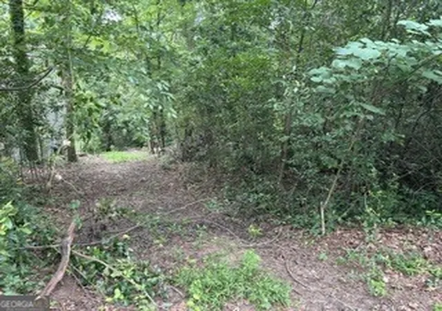 3rd image of 3736 Overlook Dr, Macon, GA 31204 | MLS# 10792987
