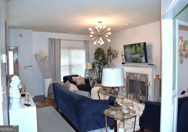 Photo 3 of Single family home for sale at 1226 Castleberry Dr, Buford, GA 30518 | MLS# 10720326 | Listing updated on 2026-09-10