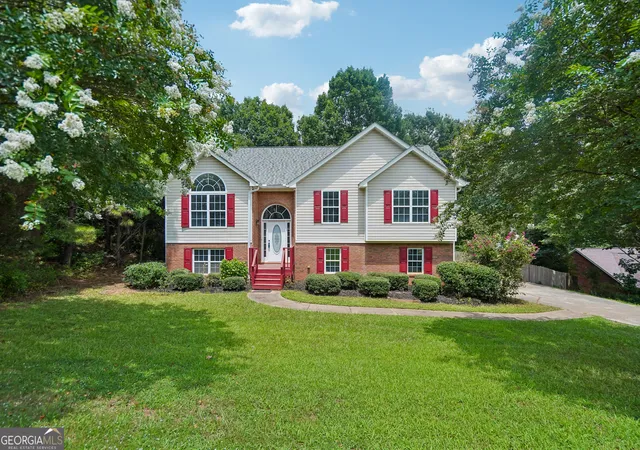 Photo 2 of Single family home for sale at 175 Morningview, Hampton, GA 30228 | MLS# 10811838 | Listing updated on 2026-09-16