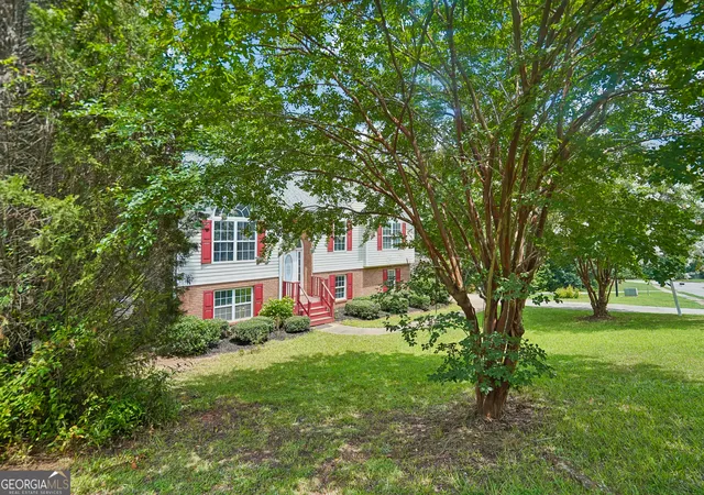 Photo 3 of Single family home for sale at 175 Morningview, Hampton, GA 30228 | MLS# 10811838 | Listing updated on 2026-09-16