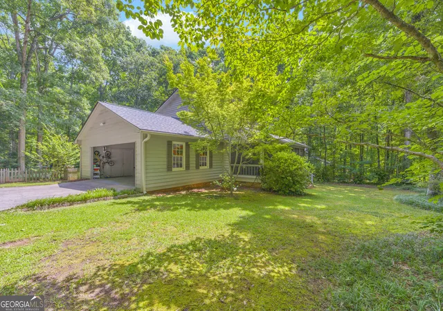 Homes for sale in Winterville, GA | 205 Bentwood Trl, Winterville, GA 30683 | MLS# 10791589