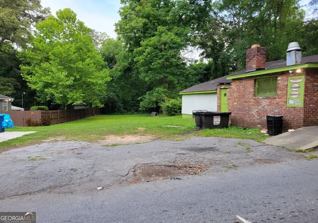 3rd image of 44 Johnson Rd Nw, Atlanta, GA 30318 | MLS# 10753712