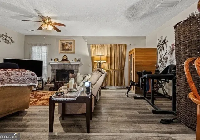 Photo 3 of Condo for sale at 128 Belmonte Dr SW, Atlanta, GA 30311 | MLS# 10820903 | Listing updated on 2026-08-20
