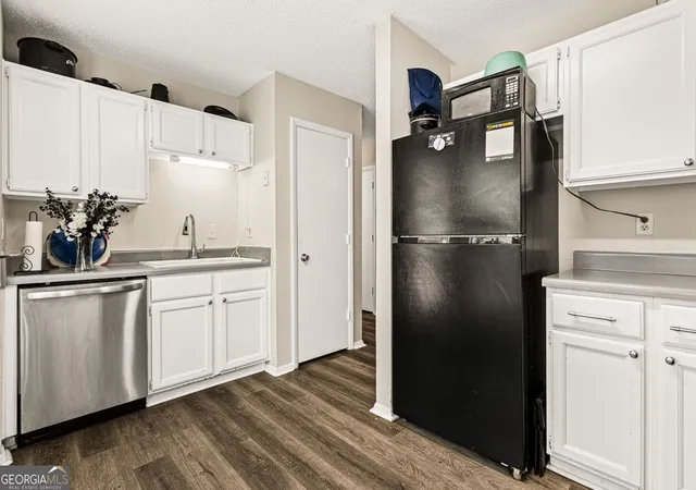 Photo 4 of Condo for sale at 128 Belmonte Dr SW, Atlanta, GA 30311 | MLS# 10820903 | Listing updated on 2026-08-20