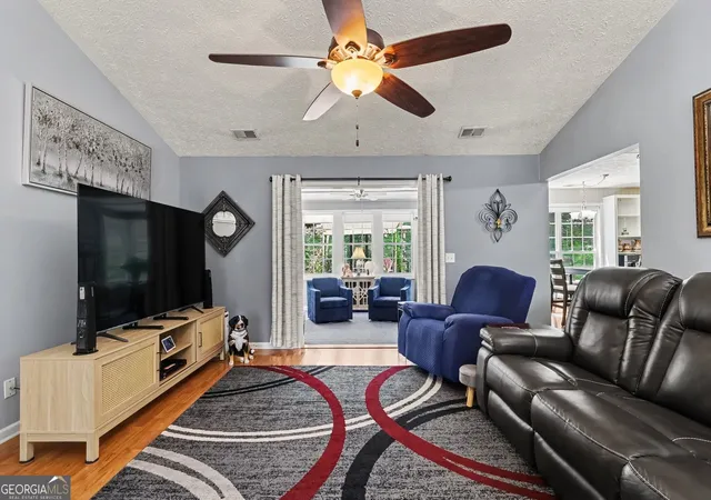 4th image of 29 Oakridge Ct, Douglasville, GA 30134 | MLS# 10825504