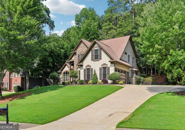 Photo 4 of Single family home for sale at 7180 Palisades Point, Suwanee, GA 30024 | MLS# 10784525 | Listing updated on 2026-09-09