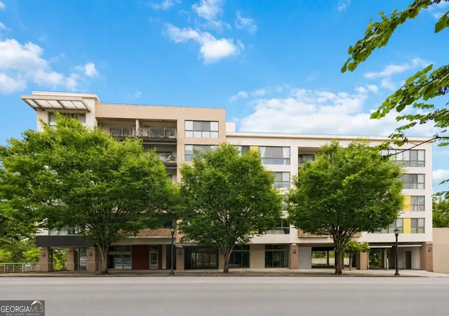 Photo 1 of Condo for sale at 563 Memorial Dr Se #302, Atlanta, GA 30312 | MLS# 10835531 | Listing updated on 2026-09-11