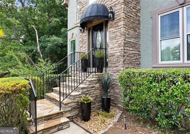 Photo 3 of Single family home for sale at 512 Cypress Pointe, Woodstock, GA 30189 | MLS# 10770476 | Listing updated on 2026-08-12
