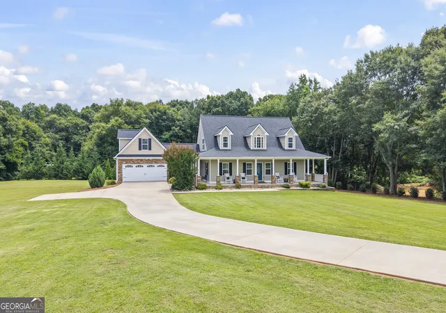 Homes for sale in Hartwell, GA | 158 Marys Ln, Hartwell, GA 30643 | MLS# 10798473