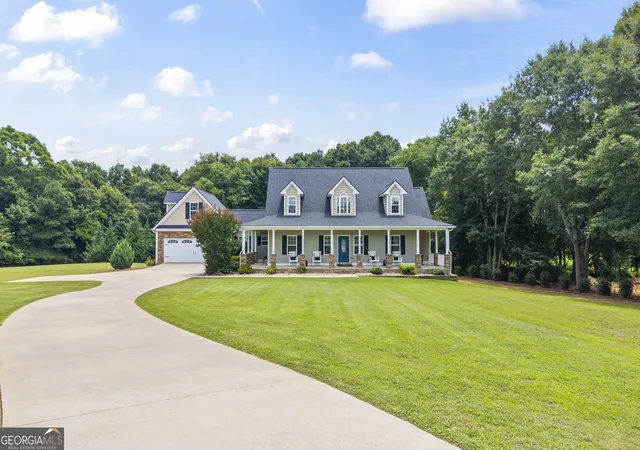 Homes for sale in Hartwell, GA | 158 Marys Ln, Hartwell, GA 30643 | MLS# 10798473