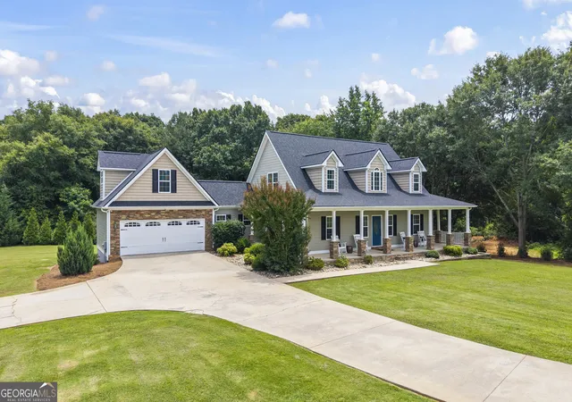 Homes for sale in Hartwell, GA | 158 Marys Ln, Hartwell, GA 30643 | MLS# 10798473