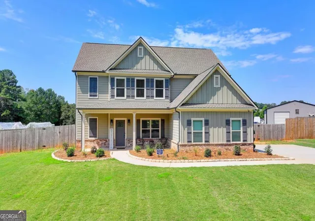 Photo 2 of Sale Pending at 4500 Bay Crk Rd, Loganville, GA 30052 | MLS# 10739219 | Listing updated on 2026-09-16